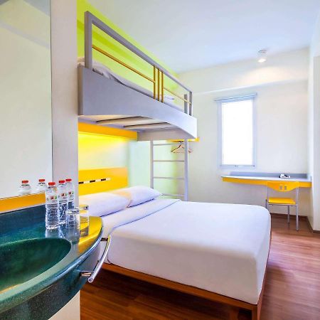 Ibis Budget Jakarta Cikini Zewnętrze zdjęcie