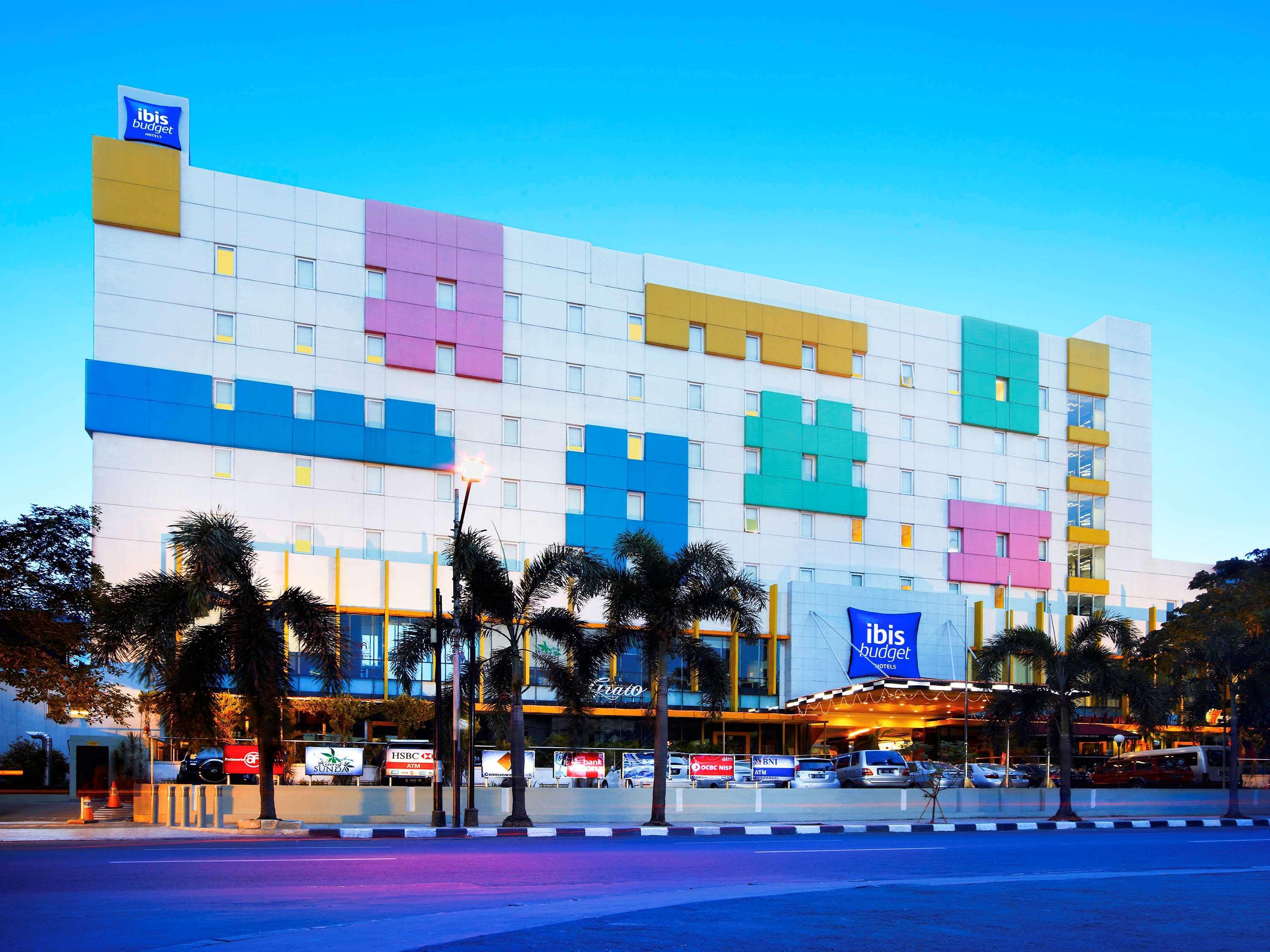 Ibis Budget Jakarta Cikini Zewnętrze zdjęcie