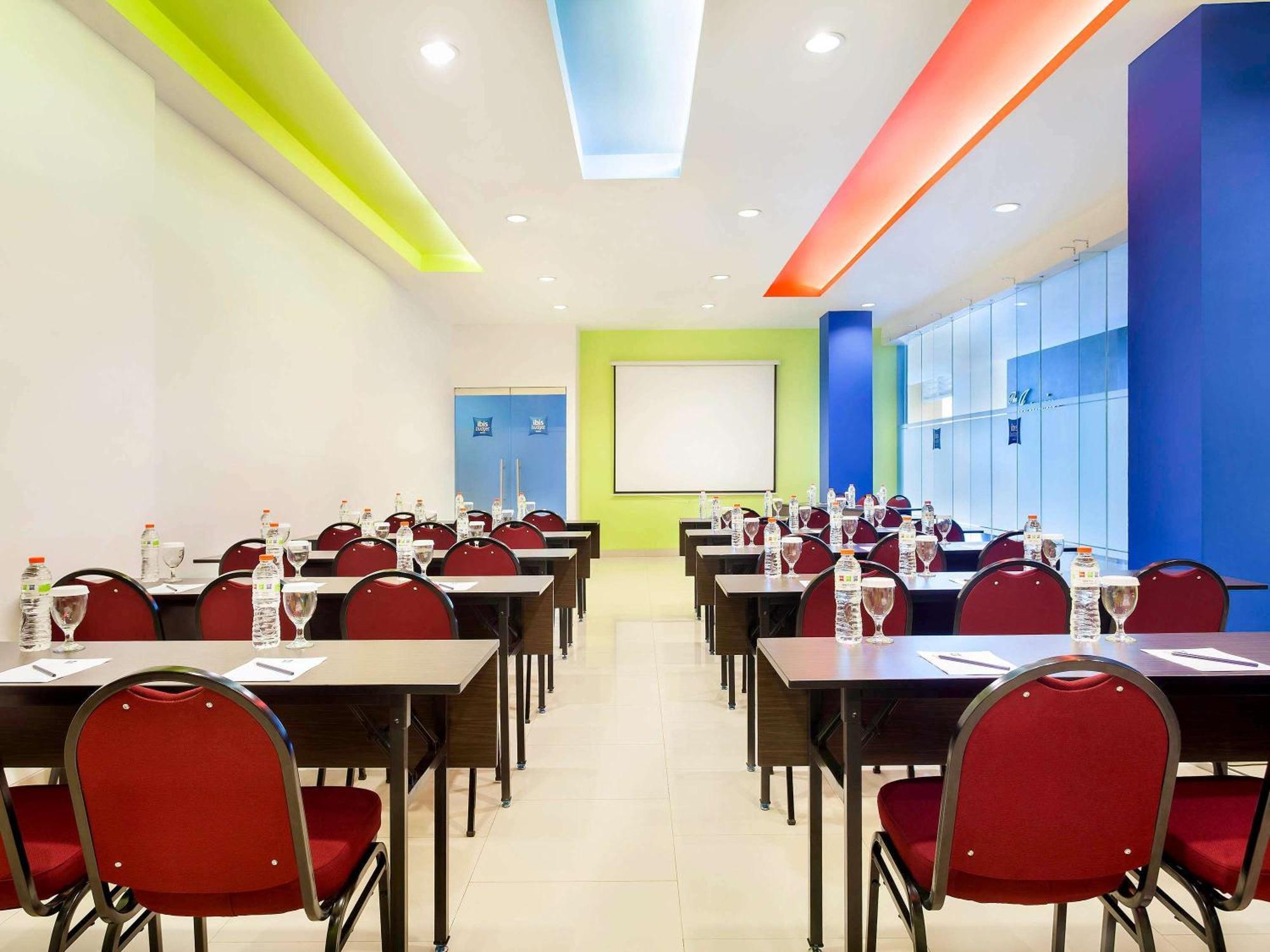 Ibis Budget Jakarta Cikini Zewnętrze zdjęcie