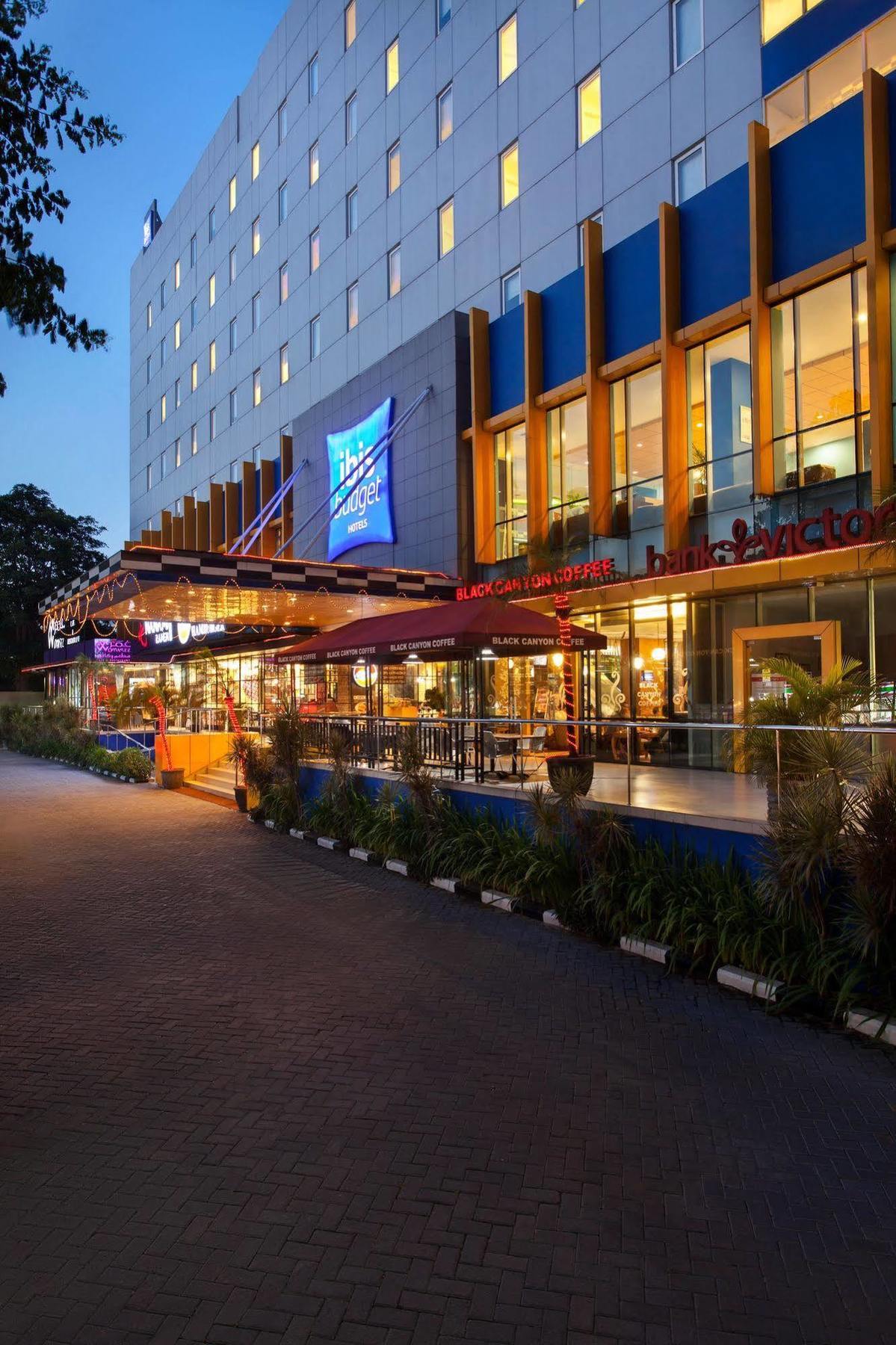 Ibis Budget Jakarta Cikini Zewnętrze zdjęcie