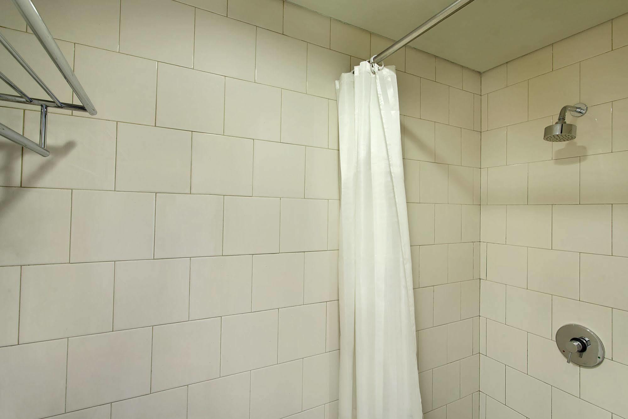 Ibis Budget Jakarta Cikini Zewnętrze zdjęcie